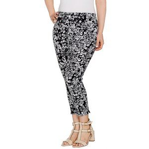 Women's Petite Printed Ponte Crop Pants - Black Floral